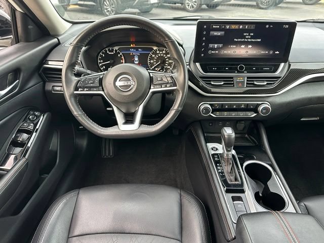 Certified 2024 Nissan Altima 2.5 SR w/ SR Premium Package AWD/4WD image 31