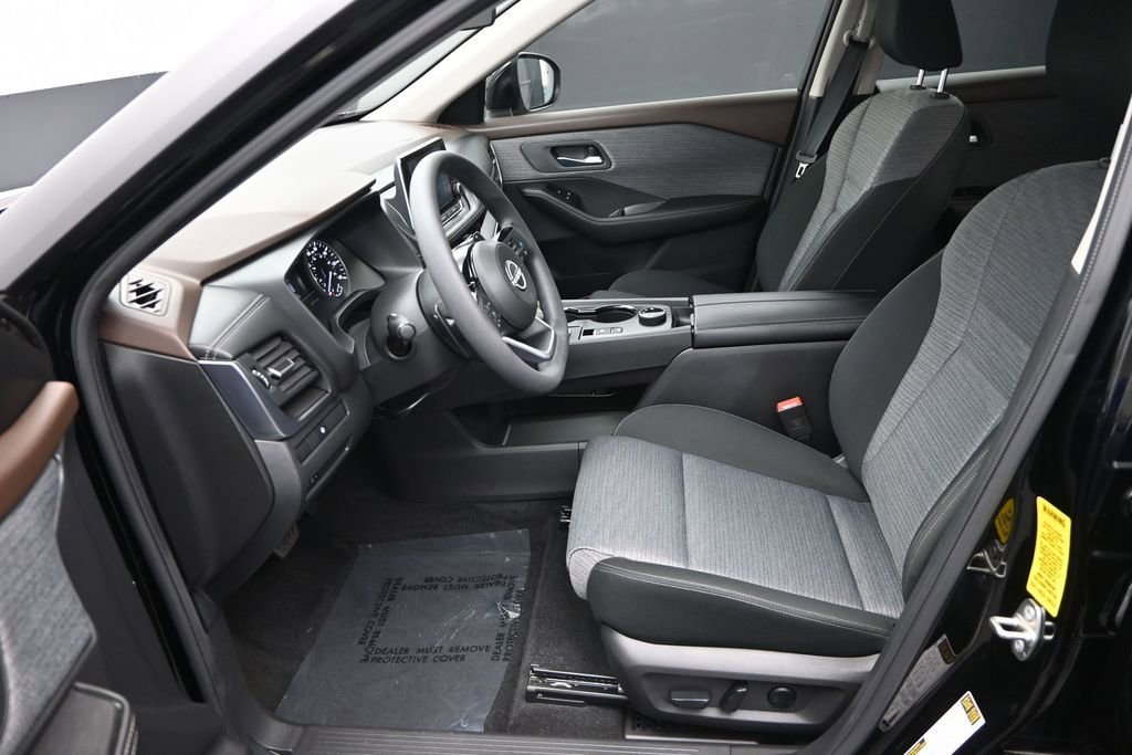 Used 2023 Nissan Rogue SV AWD/4WD image 15