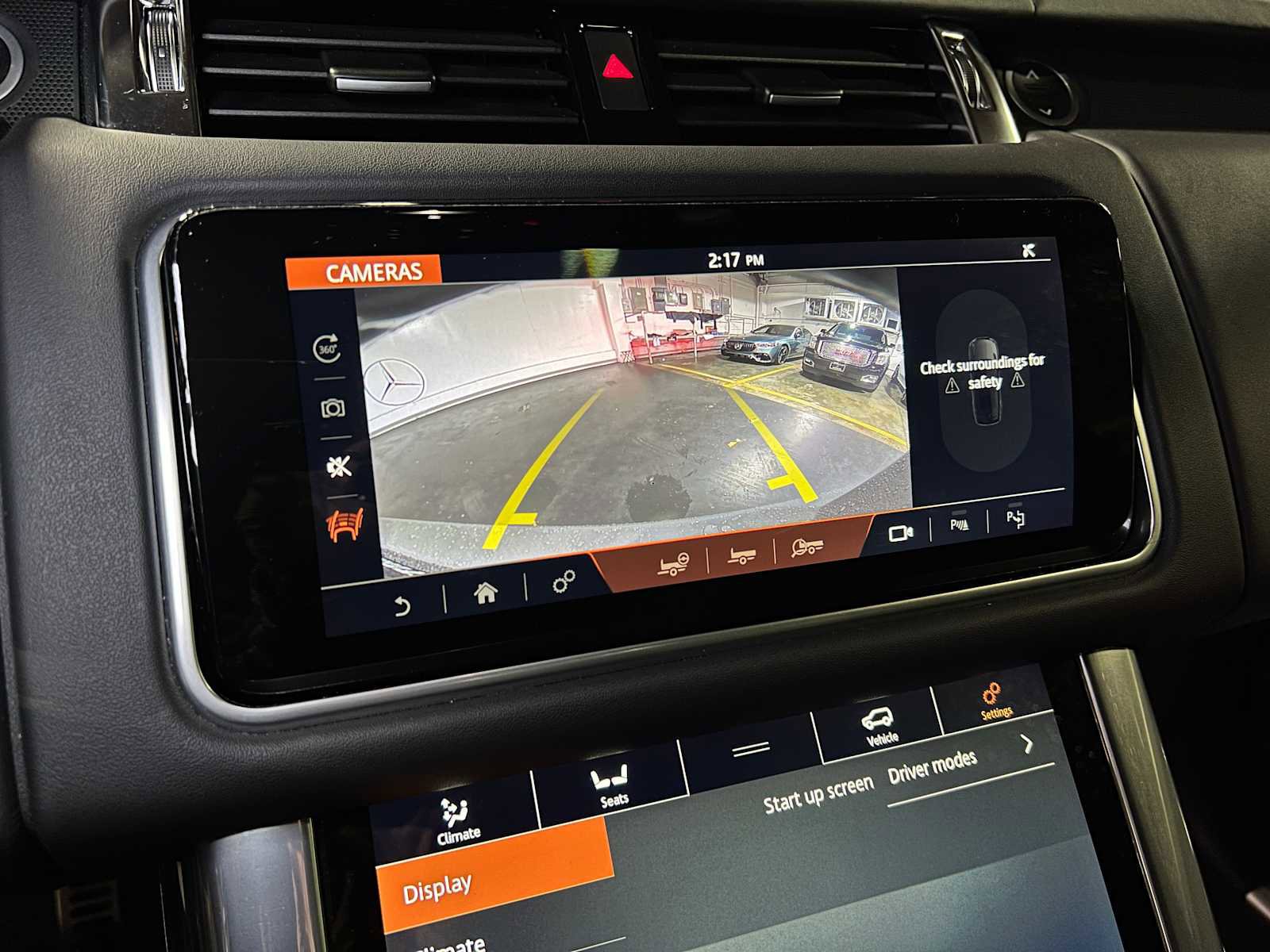 Used 2021 Land Rover Range Rover Sport SVR Carbon Edition image 35