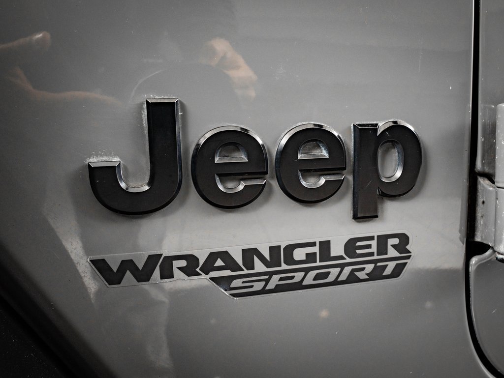 Used 2021 Jeep Wrangler Sport S image 9
