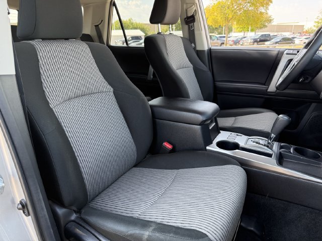 Used 2022 Toyota 4Runner SR5 RWD image 27