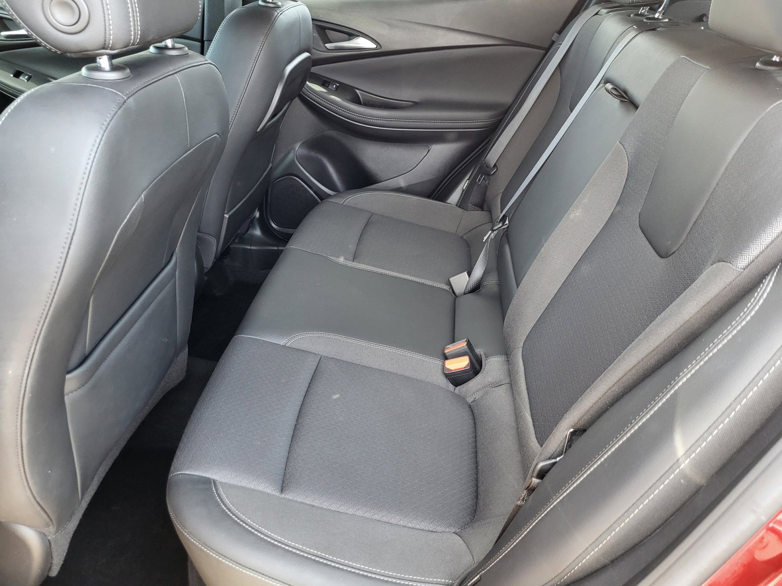 Used 2023 Buick Encore GX Select image 17