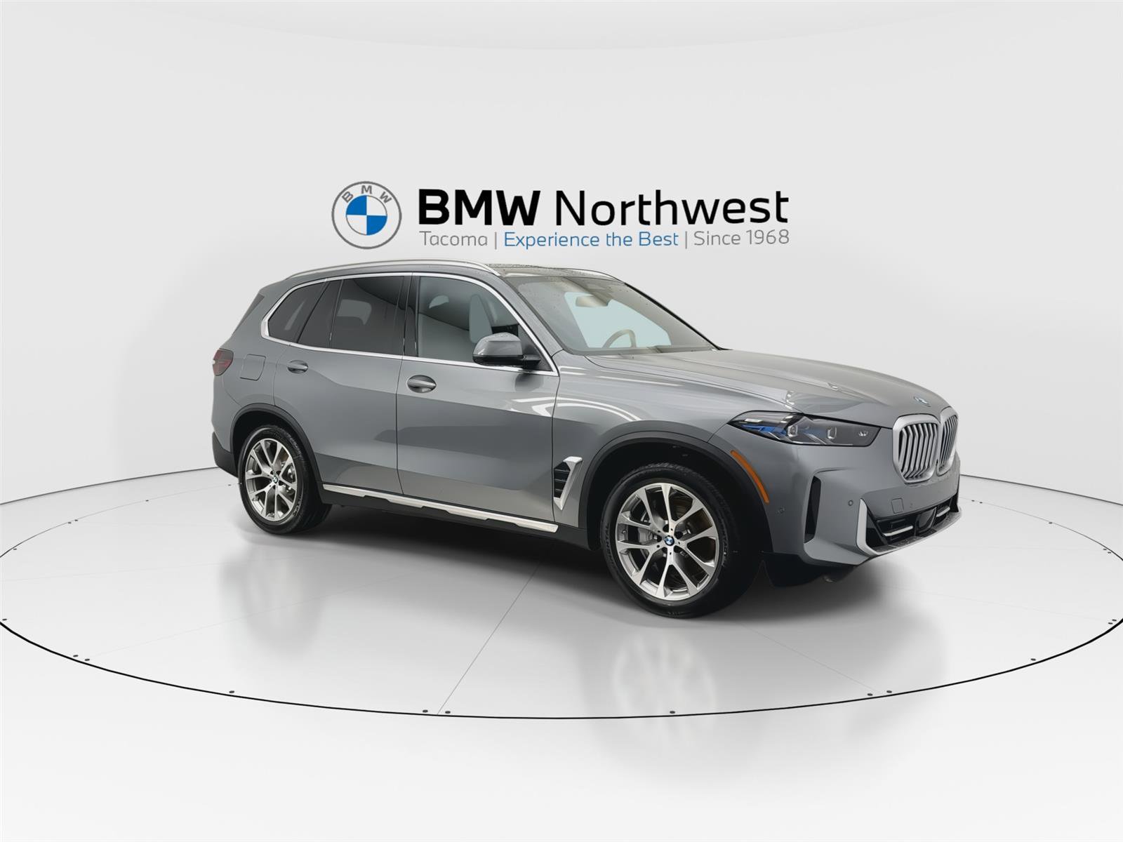 New 2026 BMW X5 xDrive50e w/ Climate Comfort Package image 6