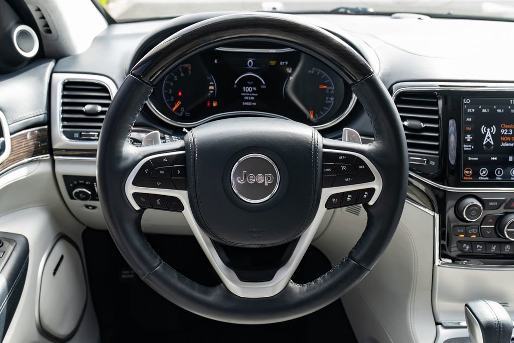 Used 2020 Jeep Grand Cherokee Summit AWD/4WD image 13