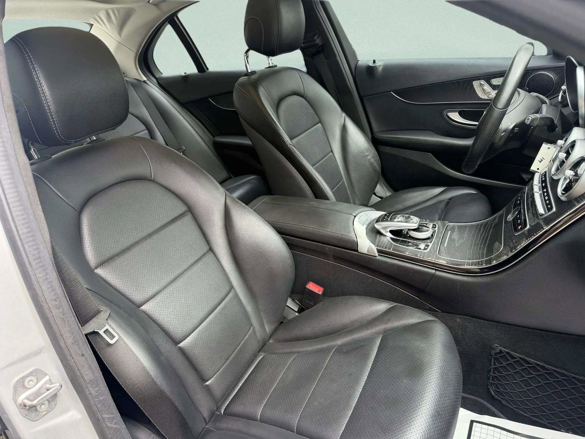 Used 2016 Mercedes-Benz C 300 4MATIC Sedan image 29