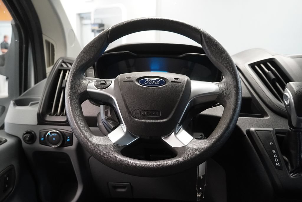 Used 2017 Ford Transit 350 XL RWD image 18