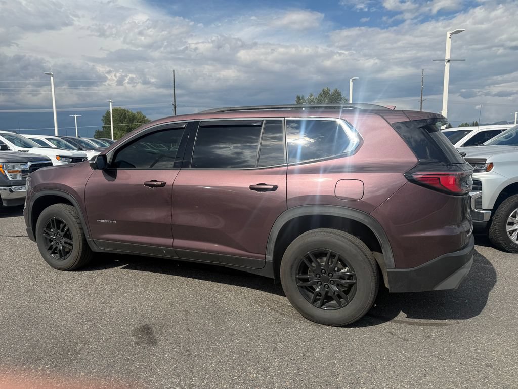 Used 2025 GMC Acadia Elevation AWD/4WD image 2