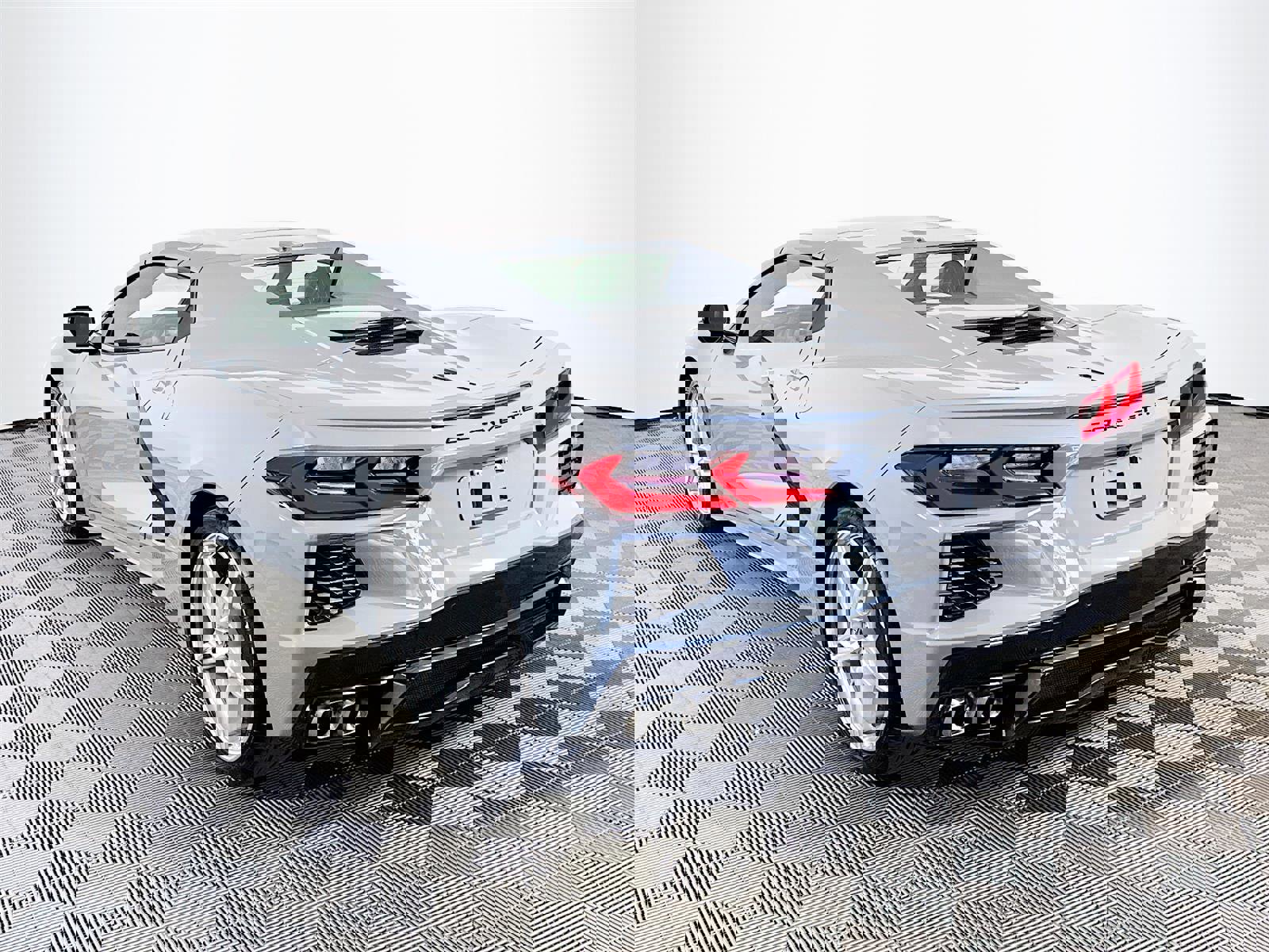 Used 2025 Chevrolet Corvette Stingray Preferred Conv w/ Stealth Interior Trim Package image 8