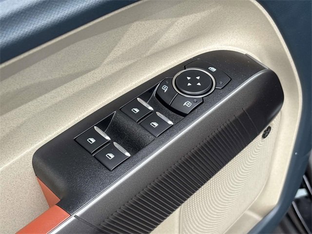 New 2026 Ford Maverick Lariat image 17