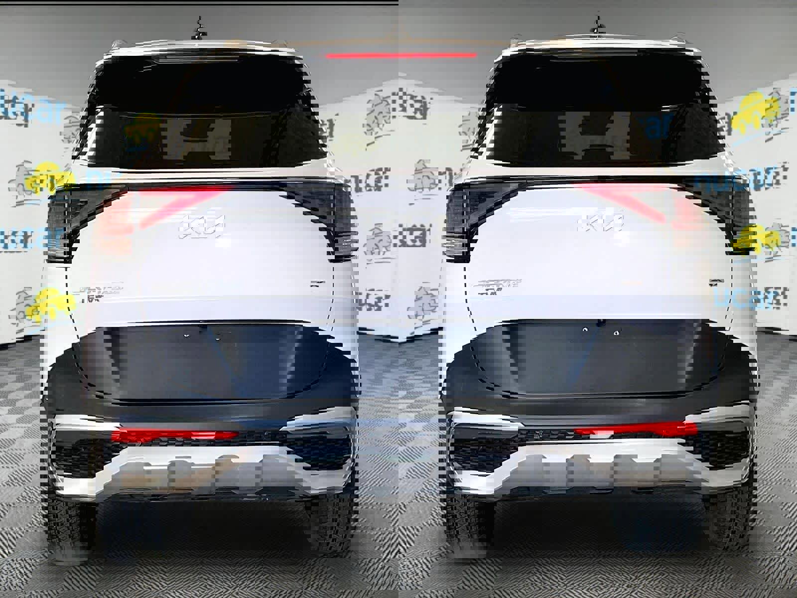 Used 2023 Kia Sportage EX AWD/4WD image 5