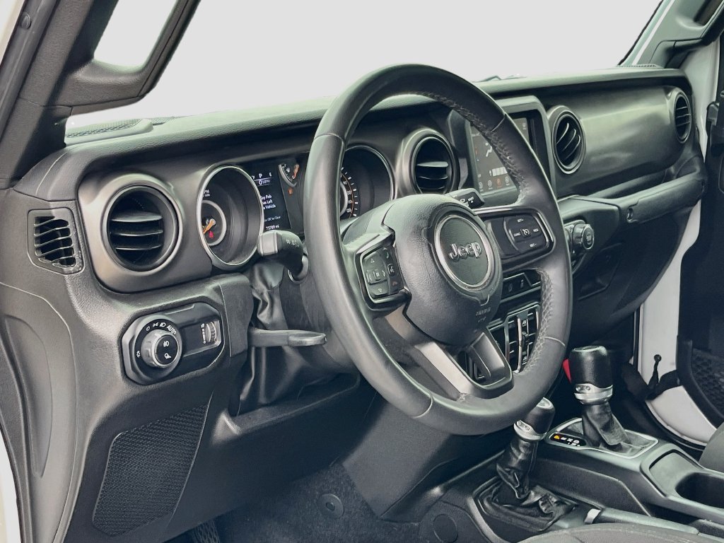 Used 2023 Jeep Gladiator Sport AWD/4WD image 9