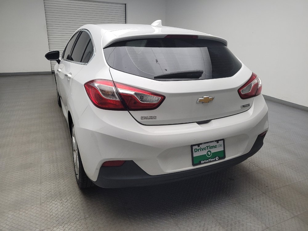 Used 2018 Chevrolet Cruze Premier FWD image 6