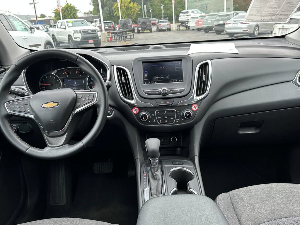 Used 2024 Chevrolet Equinox LT FWD image 21