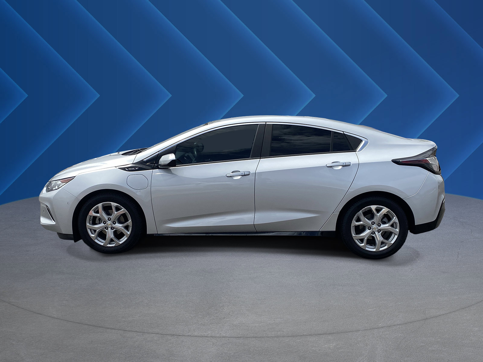Used 2017 Chevrolet Volt Premier w/ Driver Confidence II Package FWD image 6