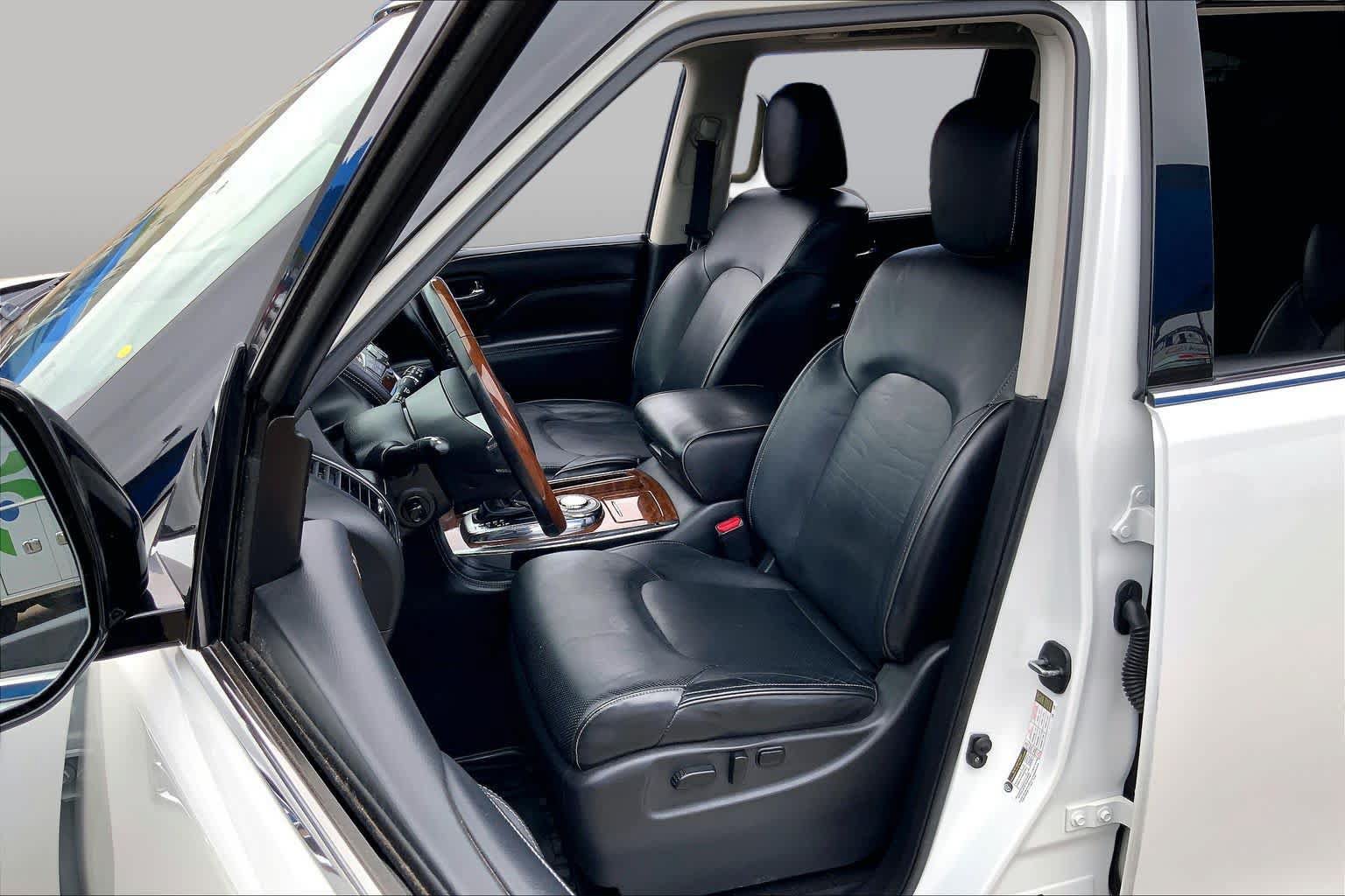 Used 2019 INFINITI QX80 Luxe w/ 22" Wheel Package RWD image 8