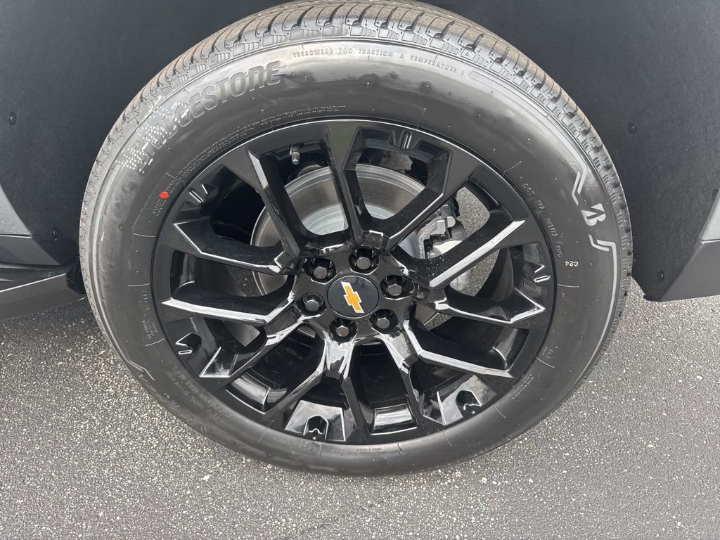 New 2026 Chevrolet Suburban Premier w/ Sun And Tow Package image 9