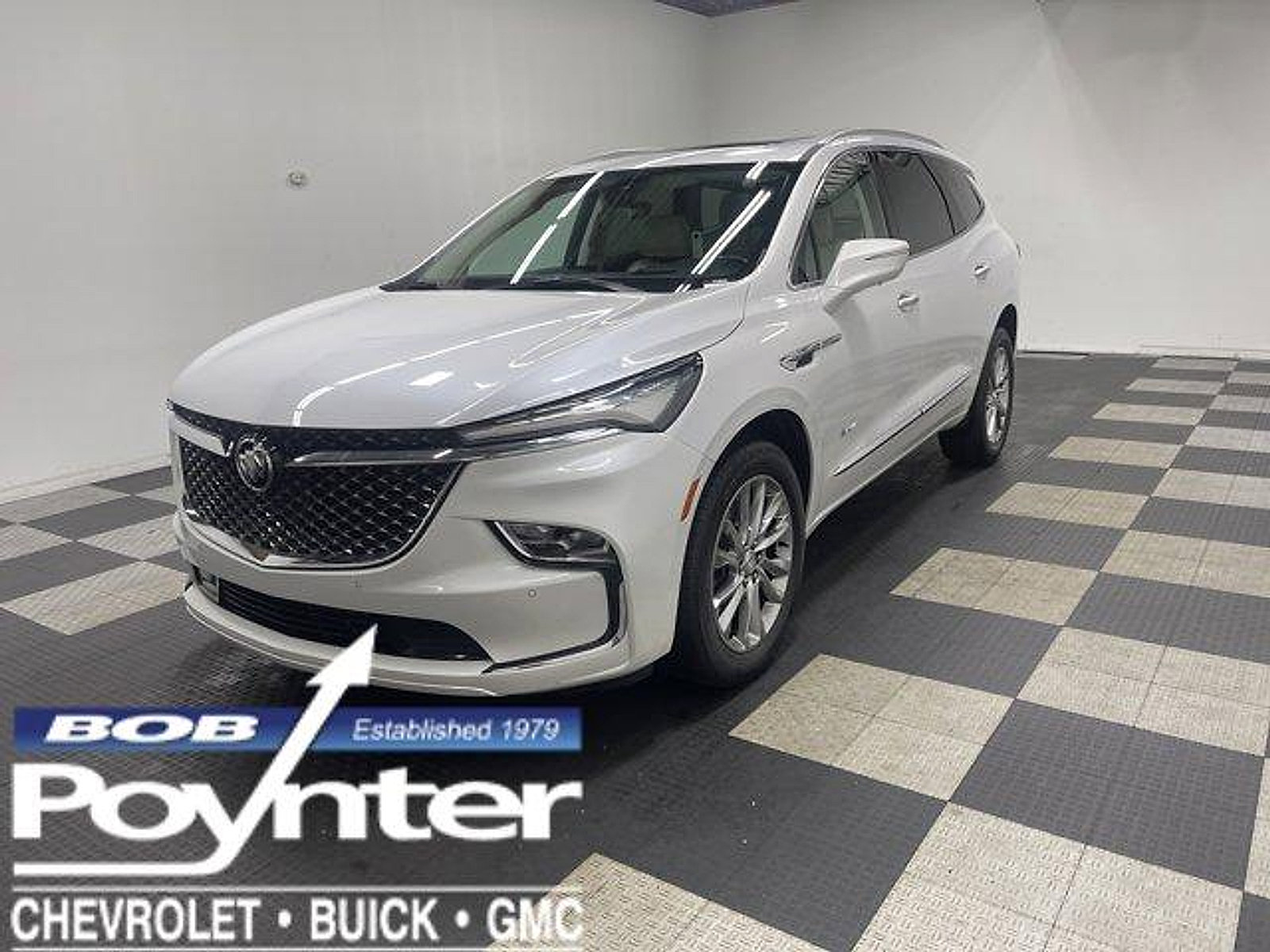 Used 2023 Buick Enclave Avenir w/ Avenir Technology Package AWD/4WD image 1