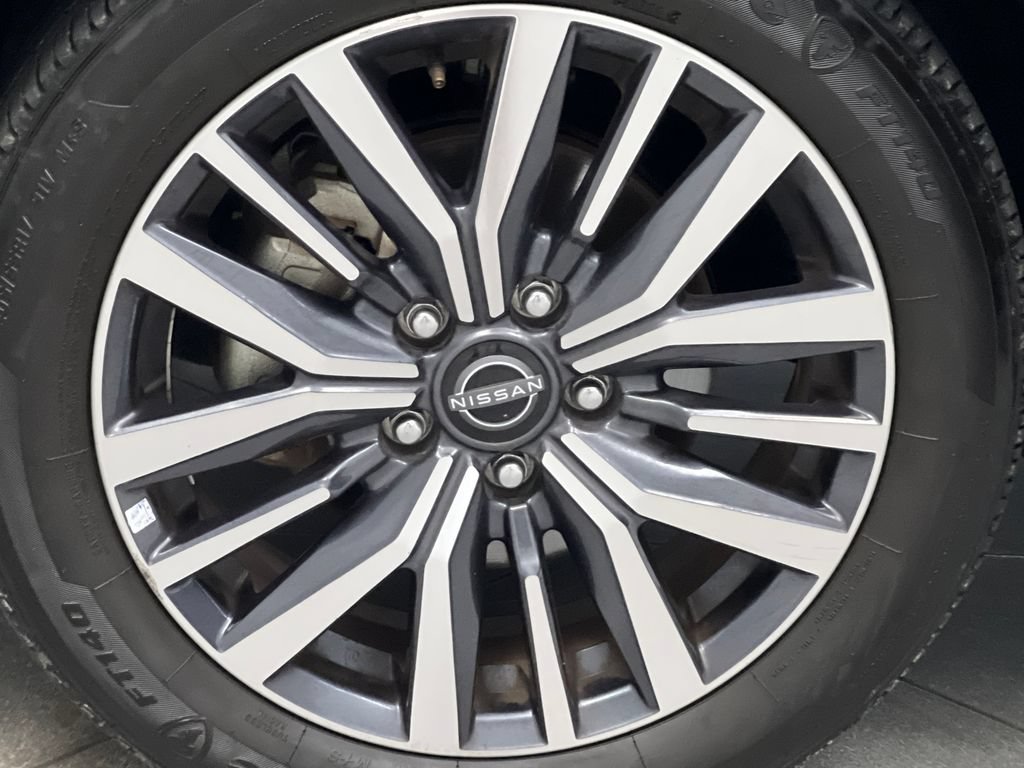 Used 2024 Nissan Kicks SR FWD image 59