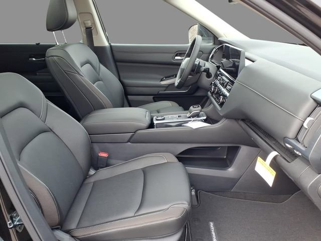 New 2026 Nissan Pathfinder SL image 13