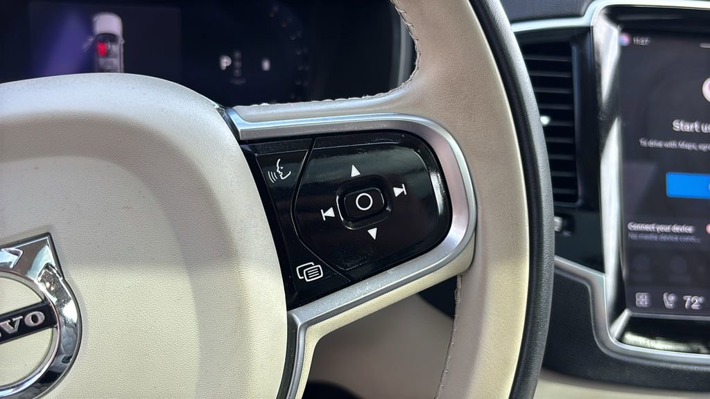 Used 2023 Volvo XC90 B6 Plus w/ Protection Package image 19