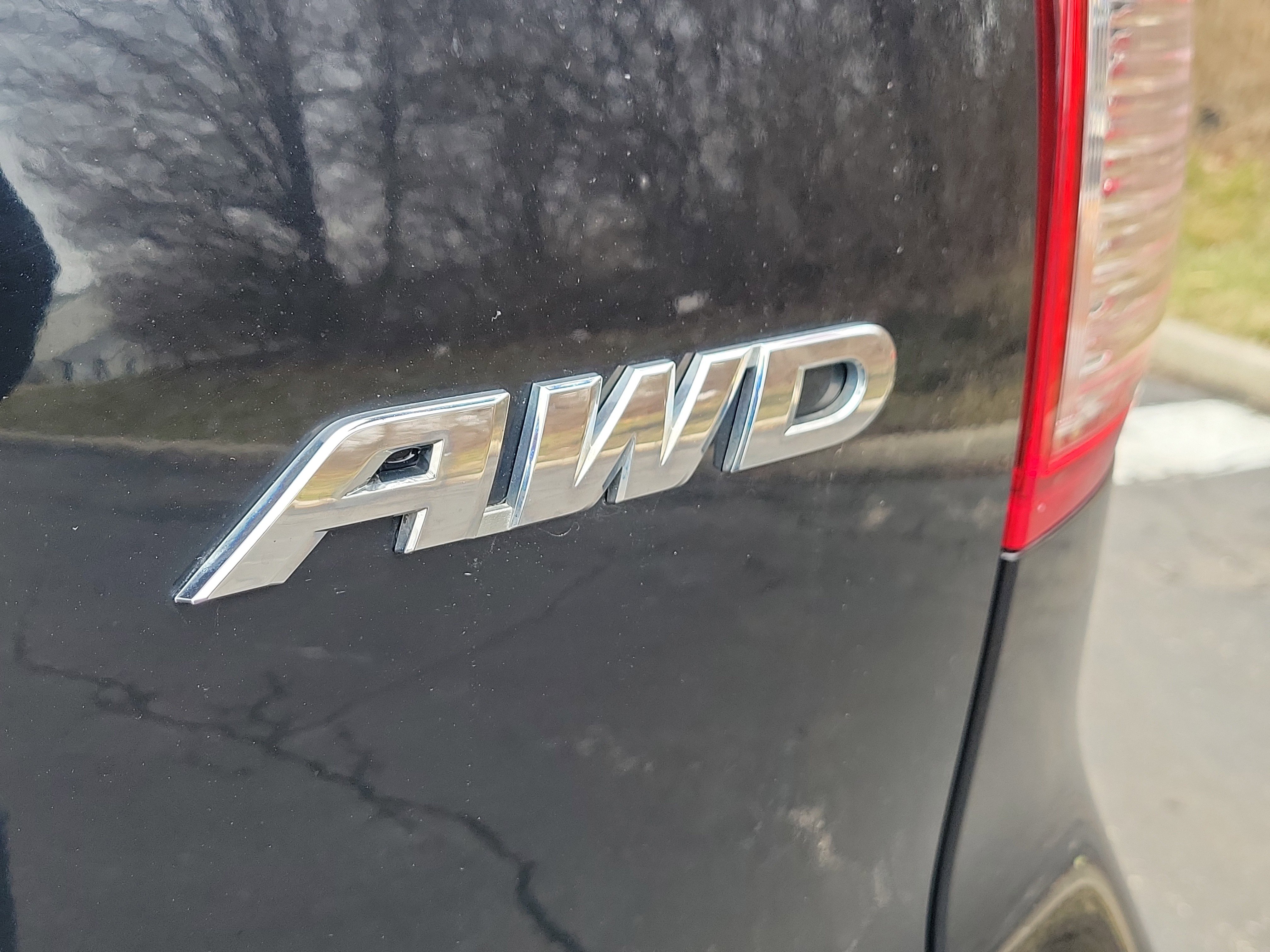 Used 2016 Honda CR-V SE image 6