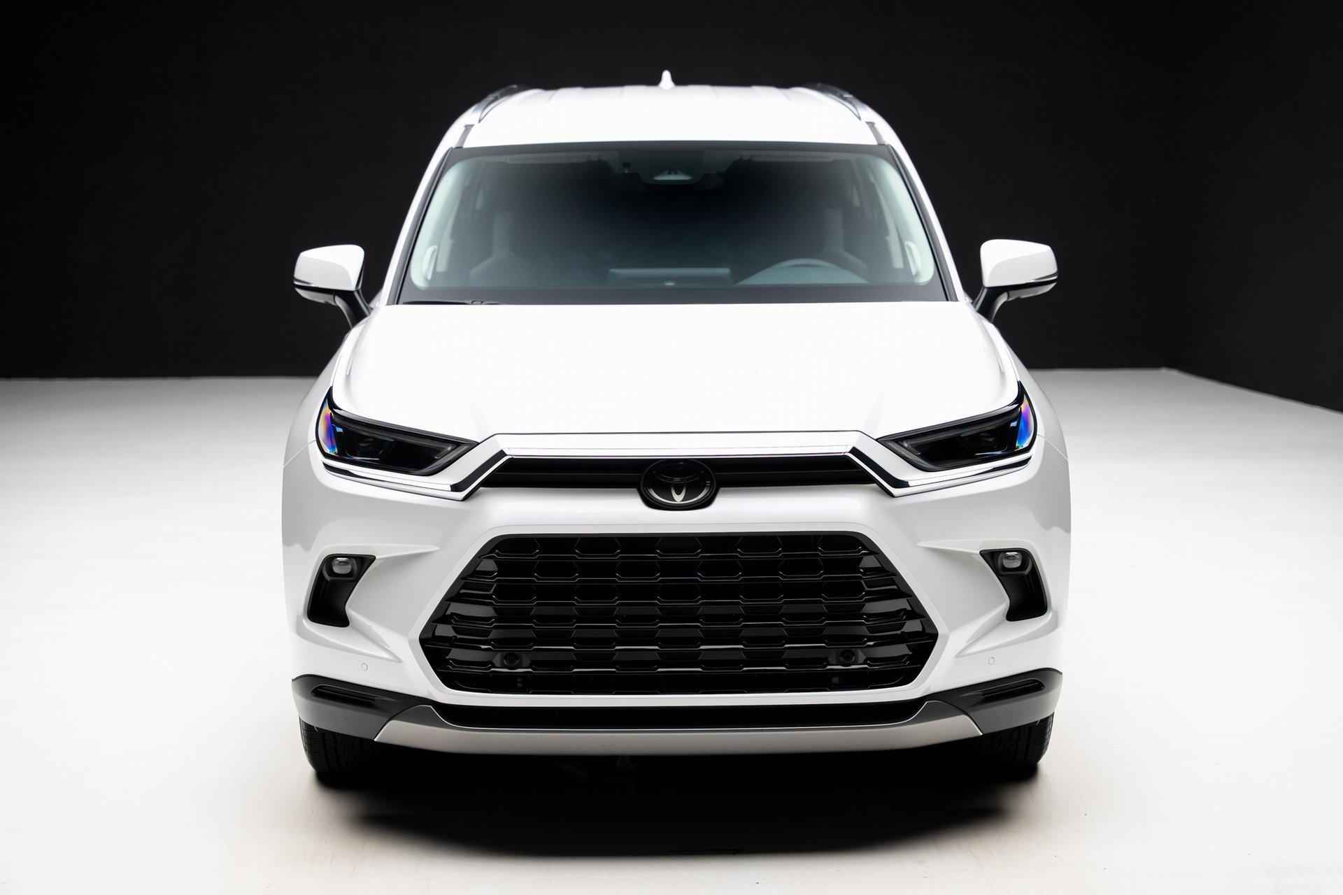 Used 2024 Toyota Grand Highlander XLE image 5