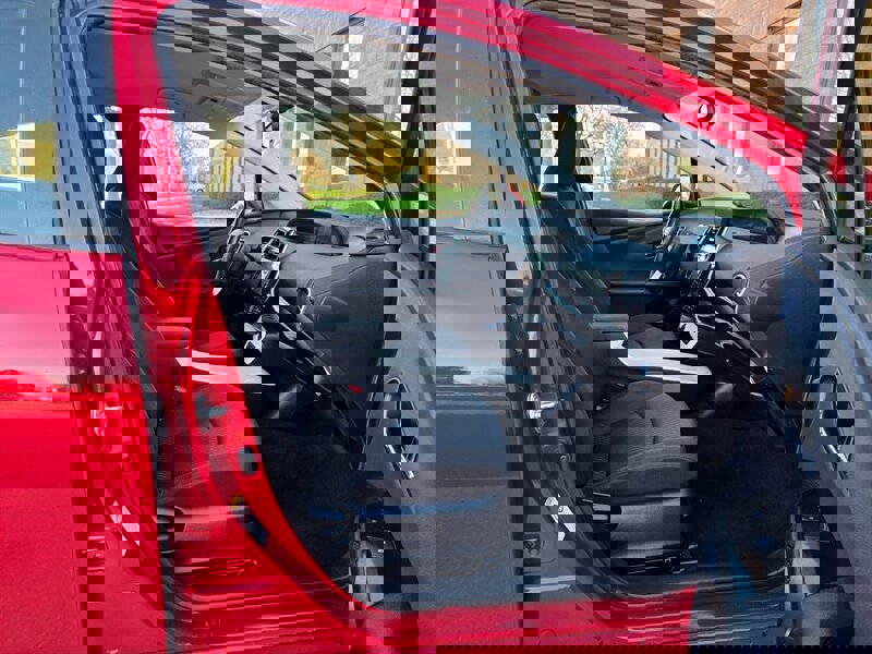 Used 2016 Toyota Prius Three image 22