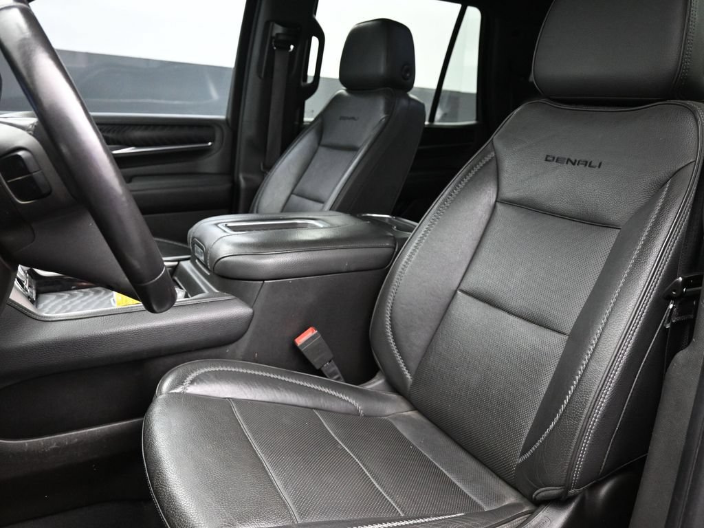 Used 2021 GMC Yukon Denali AWD/4WD image 13