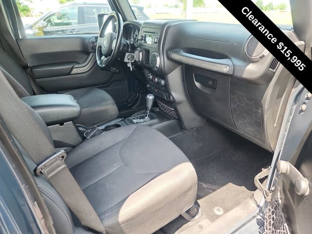 Used 2017 Jeep Wrangler Unlimited Sport w/ Connectivity Group image 20