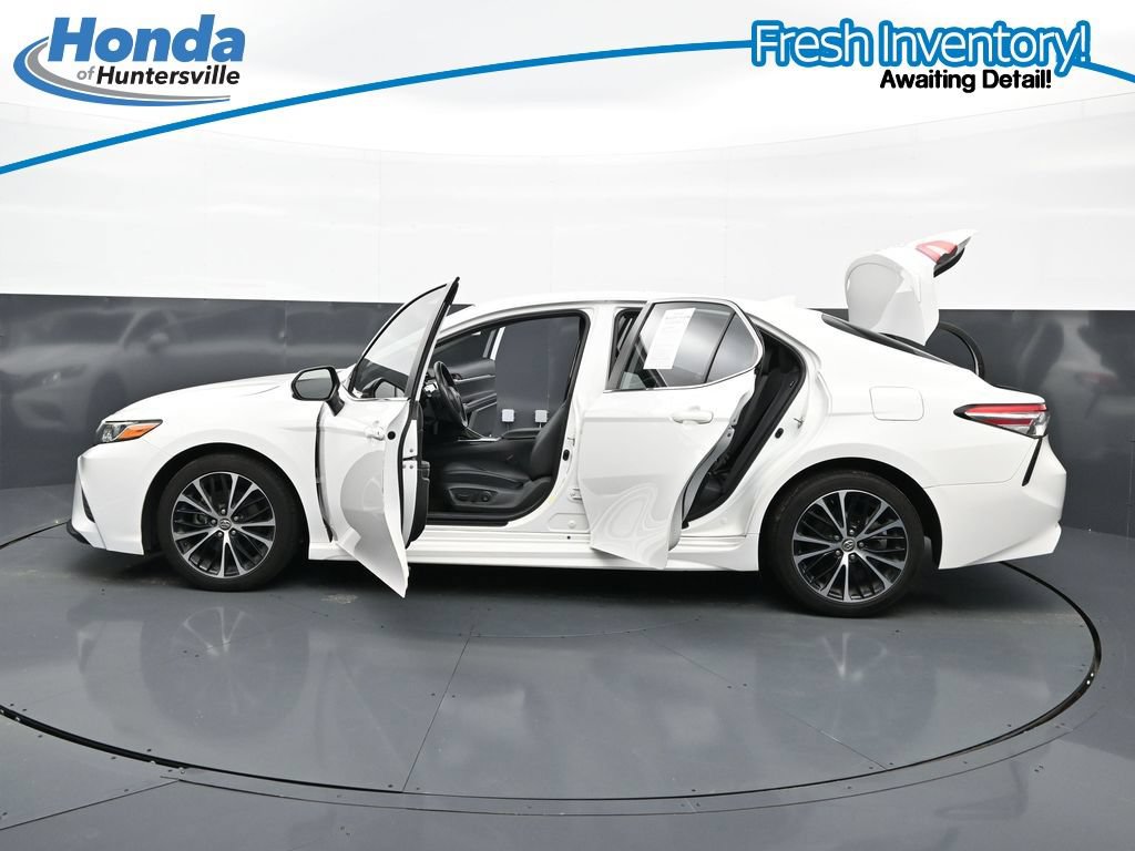 Used 2020 Toyota Camry SE FWD image 49