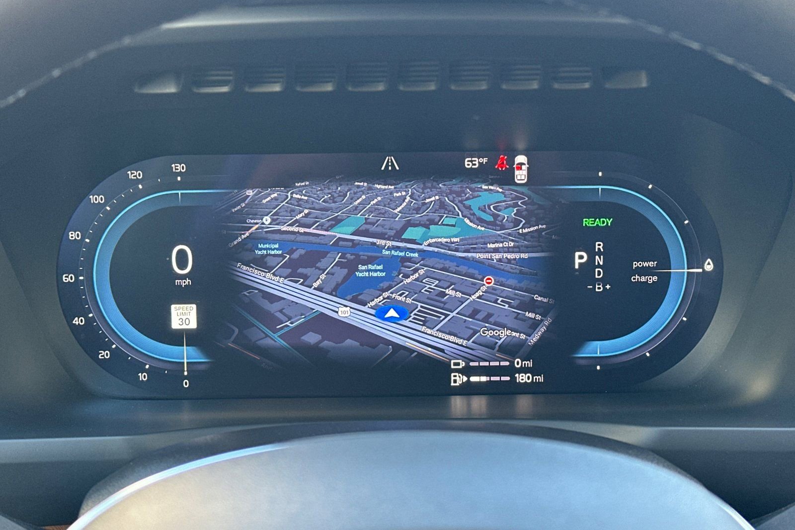 Used 2025 Volvo XC90 T8 Core w/ Climate Package image 28