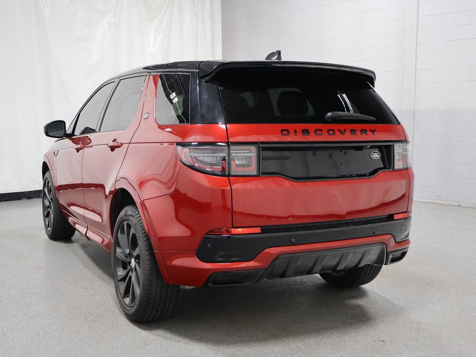 Used 2022 Land Rover Discovery Sport S R-Dynamic AWD/4WD image 3
