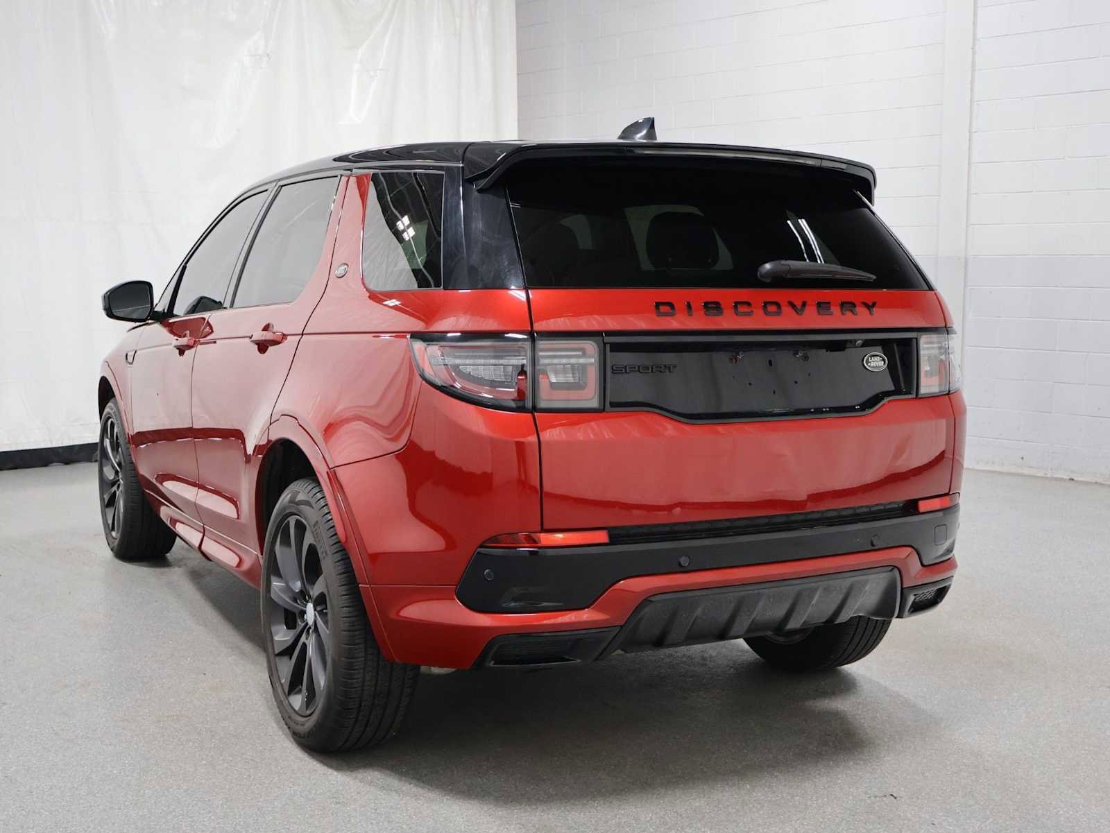 Used 2022 Land Rover Discovery Sport S R-Dynamic AWD/4WD image 3