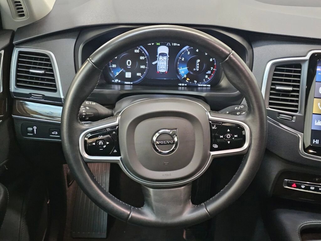 Used 2019 Volvo XC90 T6 Momentum w/ Protection Package image 21