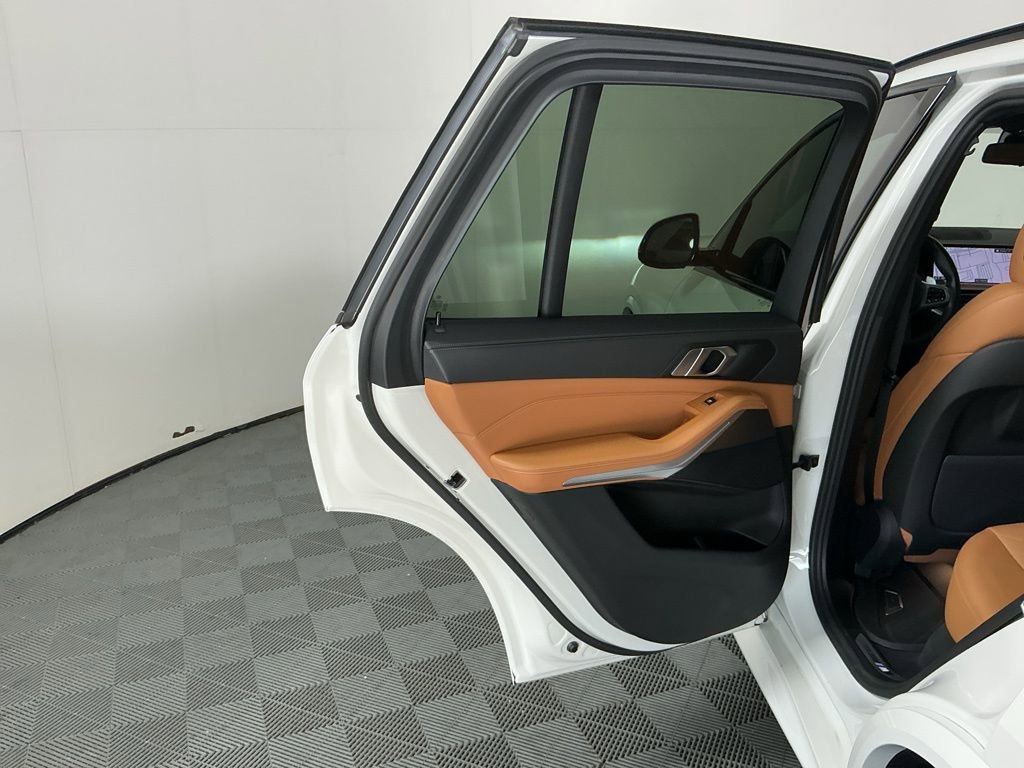 Certified 2023 BMW X5 xDrive40i w/ M Sport Package image 26