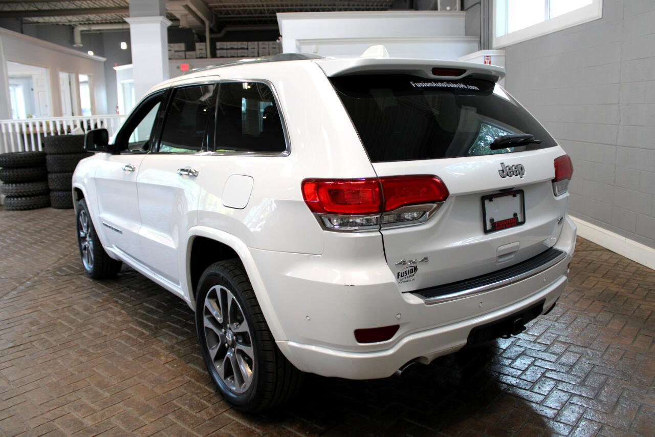 Used 2018 Jeep Grand Cherokee Overland image 6