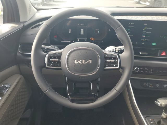 New 2026 Kia Carnival FWD image 11