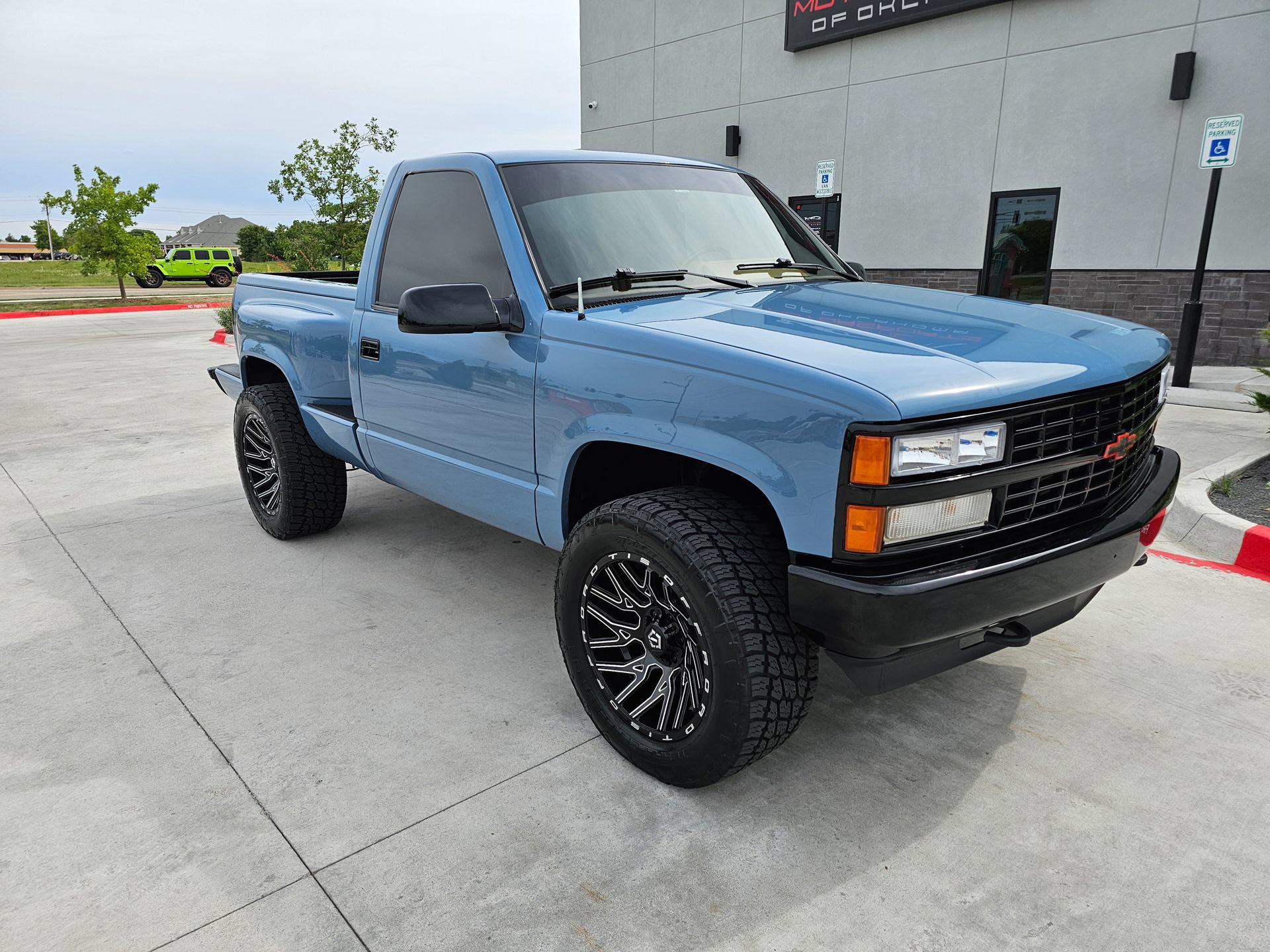 Used 1993 Chevrolet Silverado 1500 4x4 Regular Cab image 2