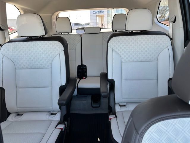 Used 2024 GMC Acadia Denali image 36