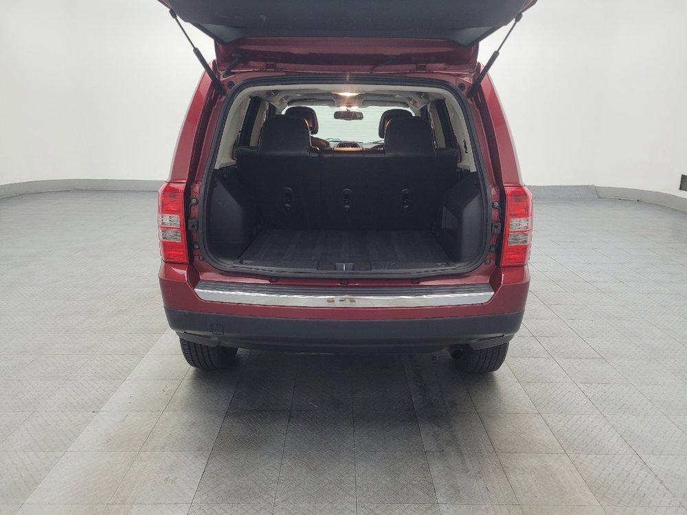 Used 2014 Jeep Patriot Latitude w/ Freedom Edition Package image 29