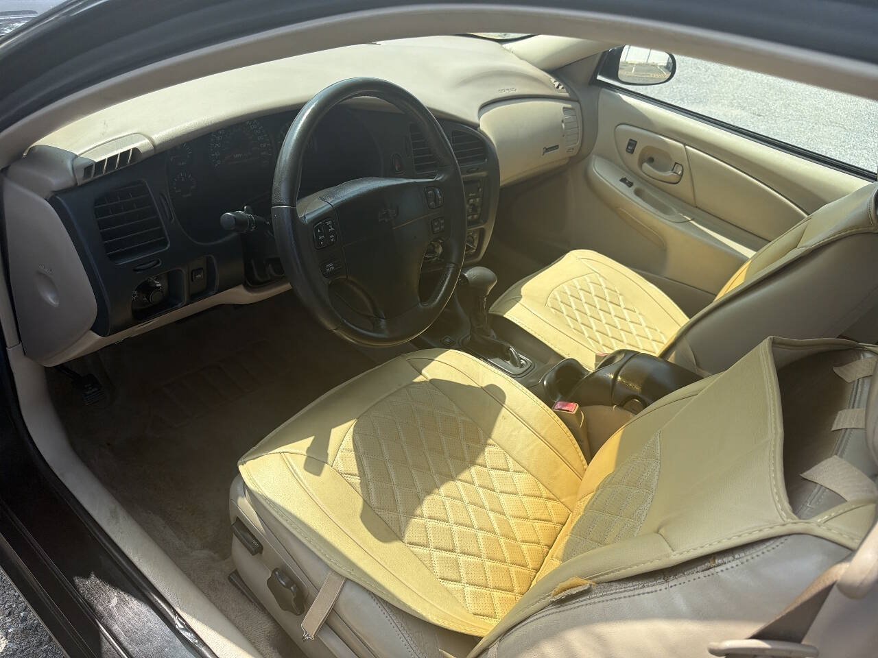 Used 2003 Chevrolet Monte Carlo SS w/ Preferred Equipment Group FWD image 18