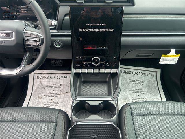 New 2026 GMC Terrain AT4 w/ Convenience Package III AWD/4WD image 11