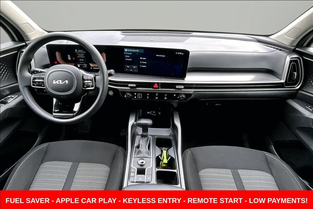 Used 2024 Kia Sorento LX FWD image 7