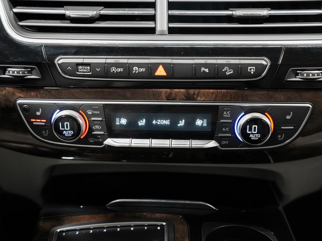 Used 2017 Audi Q7 3.0T Premium Plus w/ Premium Plus Package image 20