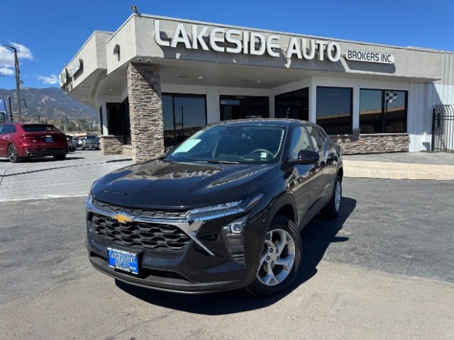 Used 2024 Chevrolet Trax LS w/ LS Convenience Package image 1