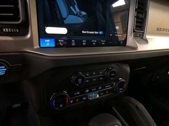 New 2026 Ford Bronco Outer Banks w/ Sasquatch Package AWD/4WD image 17