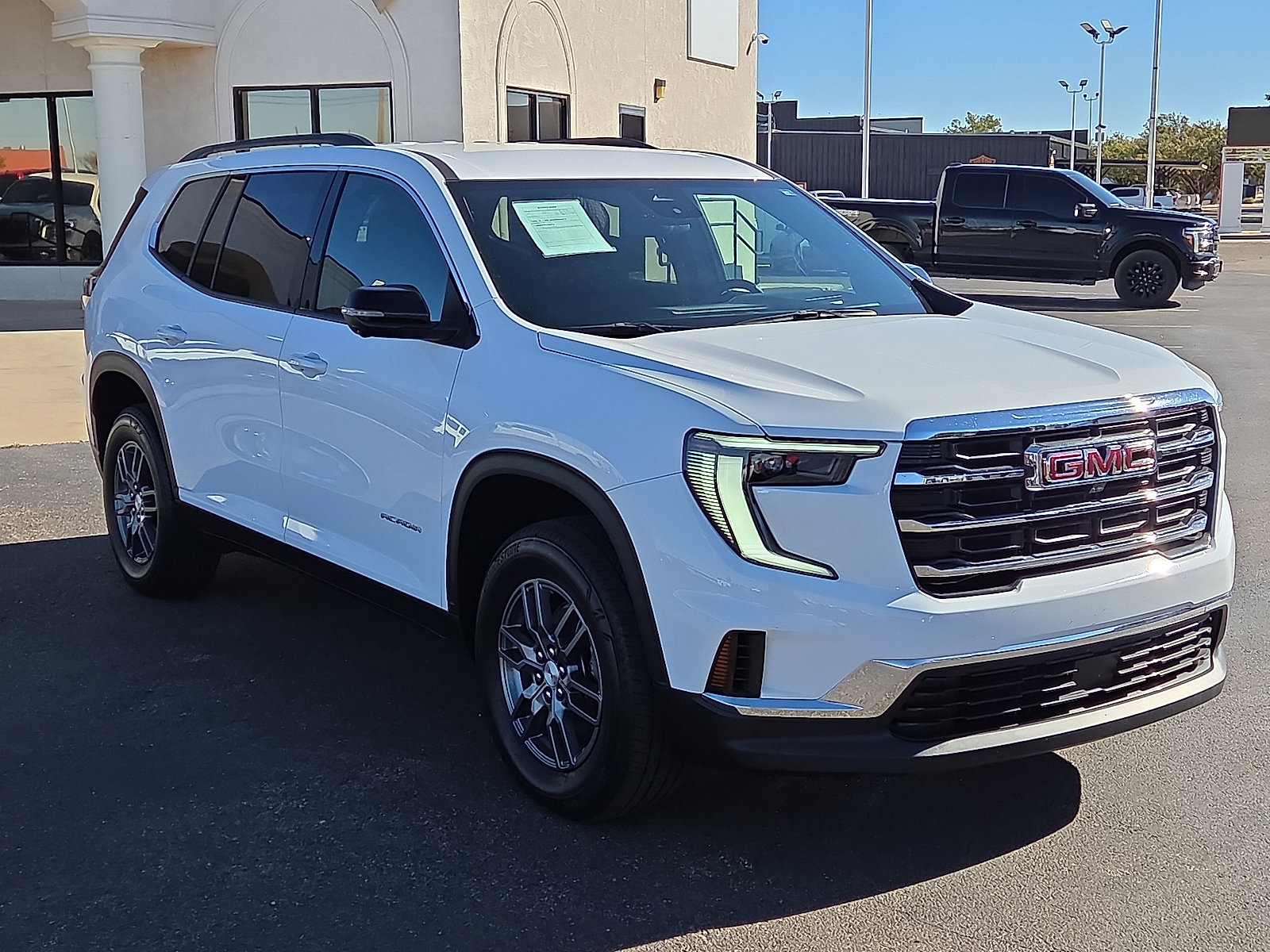 Used 2025 GMC Acadia Elevation image 5