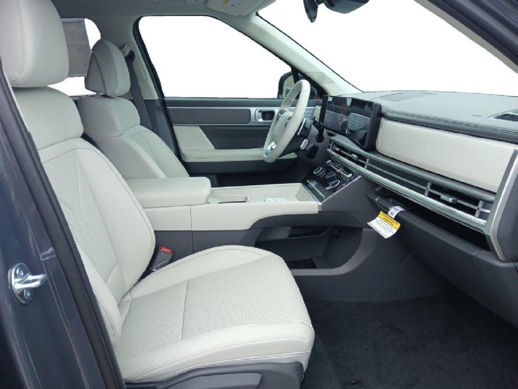 New 2026 Hyundai Santa Fe SEL FWD image 15