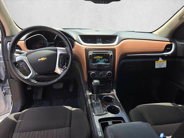 Used 2016 Chevrolet Traverse LT FWD image 17