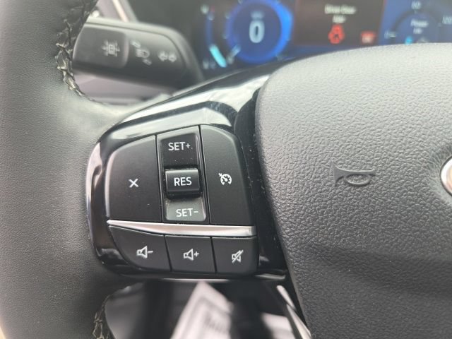 Used 2022 Ford Escape SEL w/ Technology Package AWD/4WD image 31